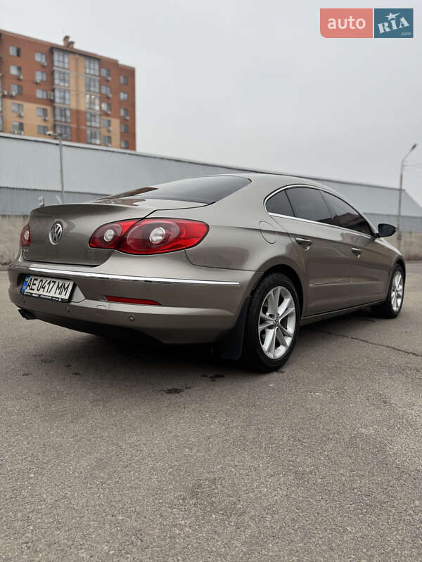 Купе Volkswagen CC / Passat CC 2011 в Дніпрі
