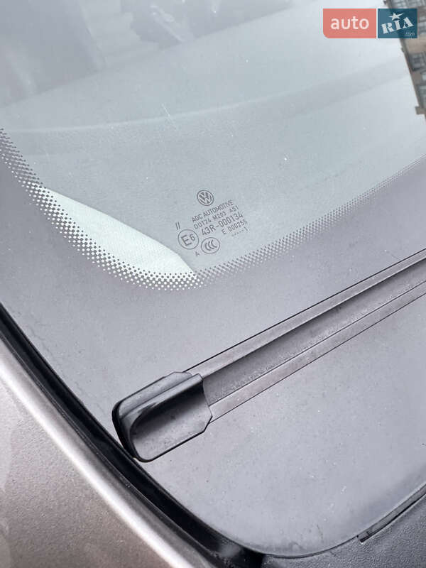 Купе Volkswagen CC / Passat CC 2011 в Дніпрі