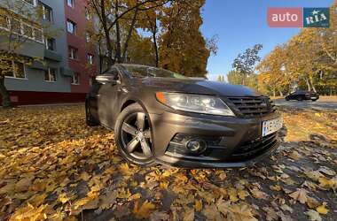 Купе Volkswagen CC / Passat CC 2013 в Дніпрі