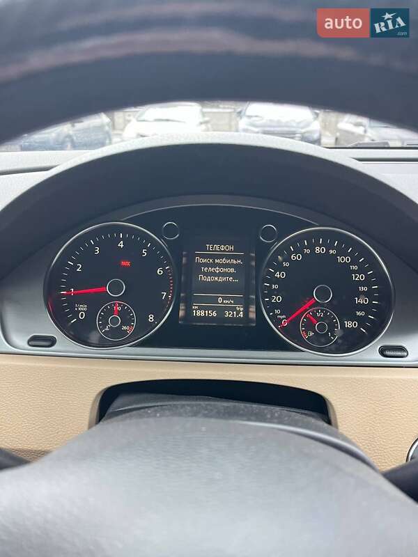 Купе Volkswagen CC / Passat CC 2012 в Чернігові