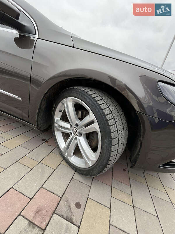 Купе Volkswagen CC / Passat CC 2012 в Городке