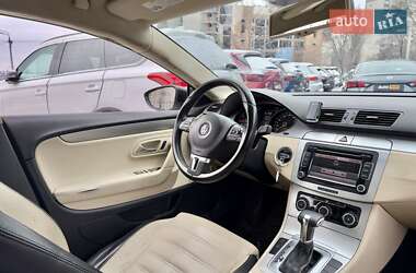 Купе Volkswagen CC / Passat CC 2010 в 