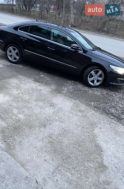 Купе Volkswagen CC / Passat CC 2010 в 