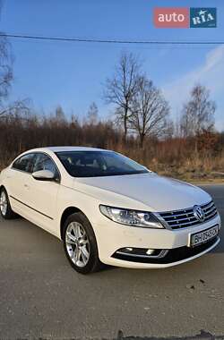 Купе Volkswagen CC / Passat CC 2013 в Львові