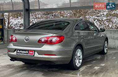 Купе Volkswagen CC / Passat CC 2011 в Киеве