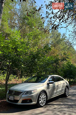 Купе Volkswagen CC / Passat CC 2011 в Хотині