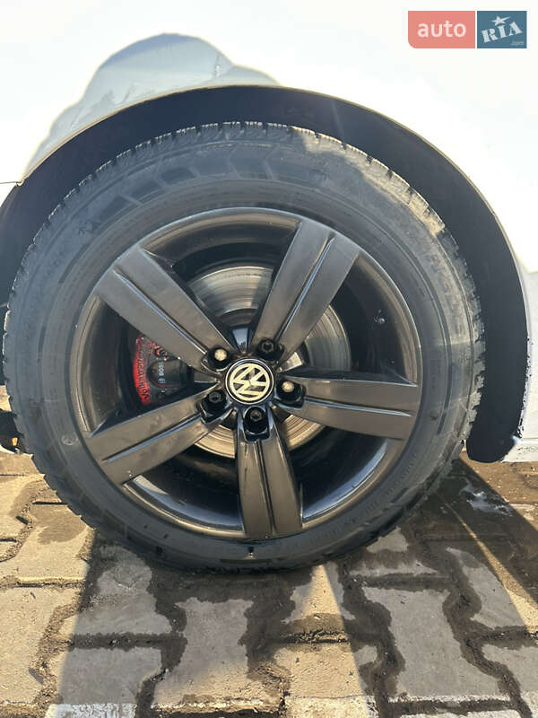 Купе Volkswagen CC / Passat CC 2010 в Виннице