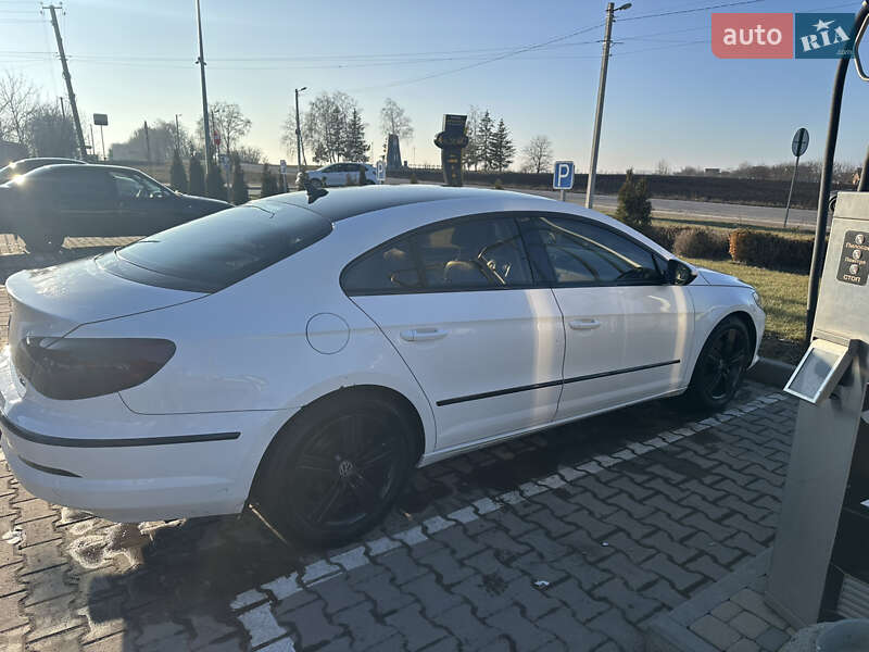 Купе Volkswagen CC / Passat CC 2010 в Виннице