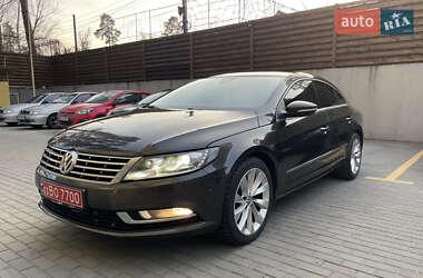 Купе Volkswagen CC / Passat CC 2013 в Киеве