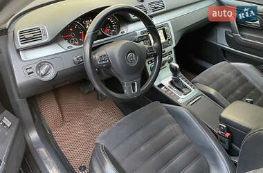 Купе Volkswagen CC / Passat CC 2013 в Киеве