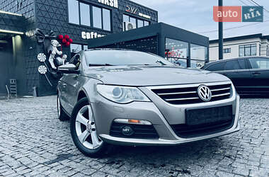 Купе Volkswagen CC / Passat CC 2010 в Львове