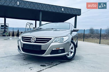 Купе Volkswagen CC / Passat CC 2010 в Львове