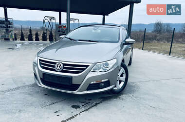 Купе Volkswagen CC / Passat CC 2010 в Львове