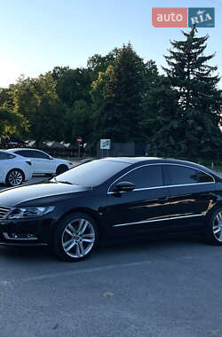 Купе Volkswagen CC / Passat CC 2012 в Киеве