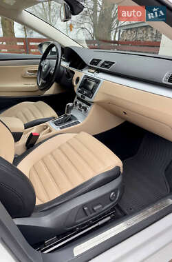 Купе Volkswagen CC / Passat CC 2012 в 