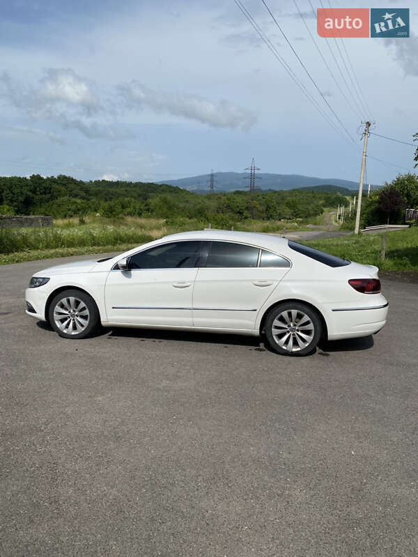 Купе Volkswagen CC / Passat CC 2013 в Мукачево