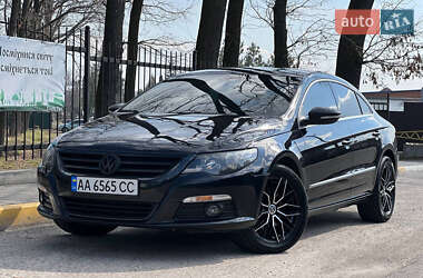 Купе Volkswagen CC / Passat CC 2011 в Киеве