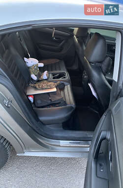 Купе Volkswagen CC / Passat CC 2010 в 