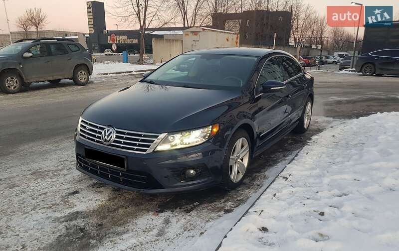 Купе Volkswagen CC / Passat CC 2014 в Киеве