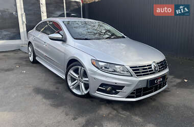 Купе Volkswagen CC / Passat CC 2014 в Киеве