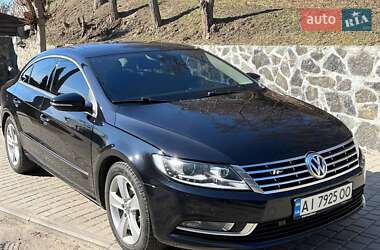 Купе Volkswagen CC / Passat CC 2015 в Києві