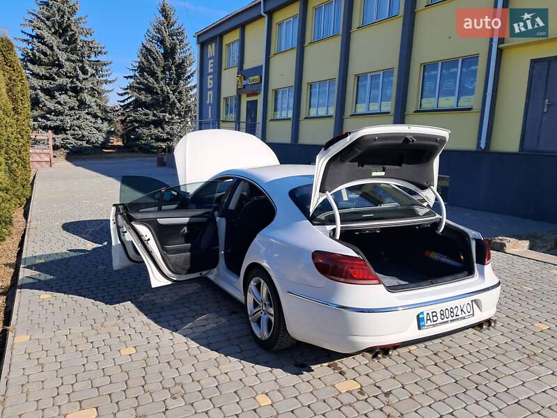 Купе Volkswagen CC / Passat CC 2013 в Шаргороде