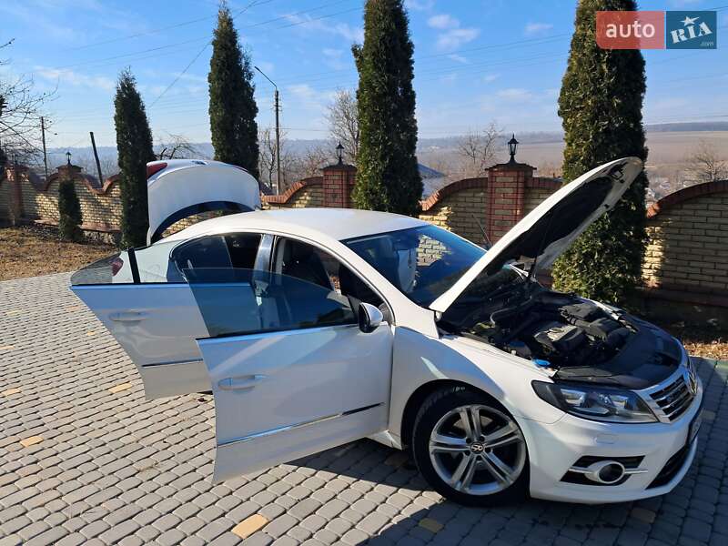 Купе Volkswagen CC / Passat CC 2013 в Шаргороде