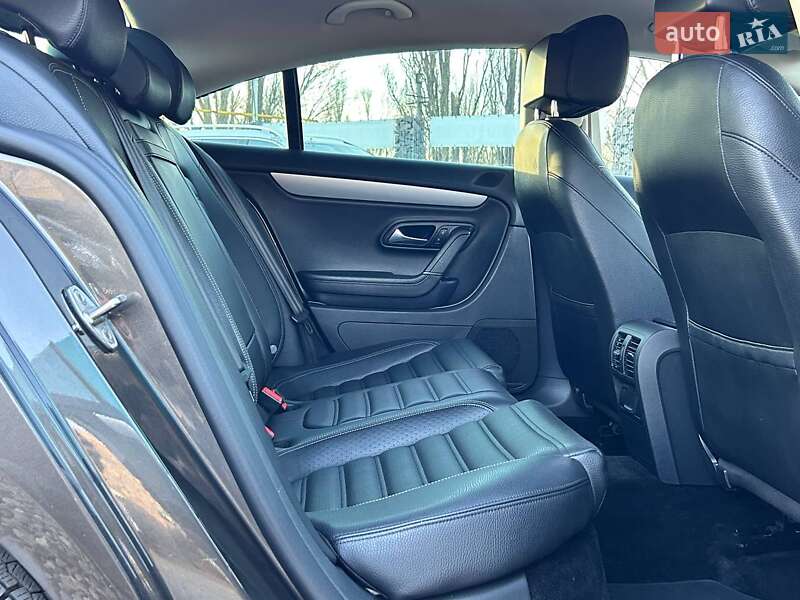 Купе Volkswagen CC / Passat CC 2015 в Одессе
