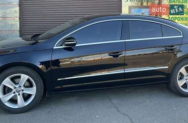 Купе Volkswagen CC / Passat CC 2015 в Киеве
