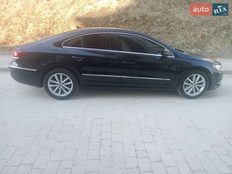 Купе Volkswagen CC / Passat CC 2013 в Львове
