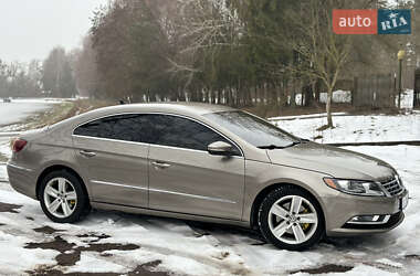 Купе Volkswagen CC / Passat CC 2012 в 