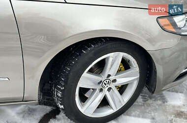 Купе Volkswagen CC / Passat CC 2012 в 