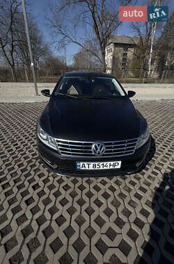 Купе Volkswagen CC / Passat CC 2012 в Коломиї