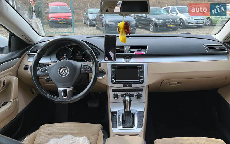 Купе Volkswagen CC / Passat CC 2013 в Стрию