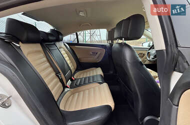 Купе Volkswagen CC / Passat CC 2013 в 