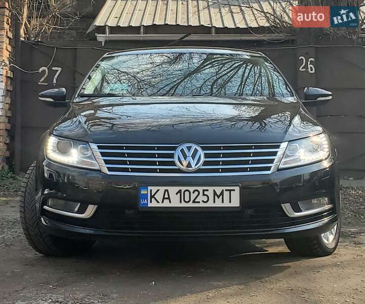 Купе Volkswagen CC / Passat CC 2013 в Києві