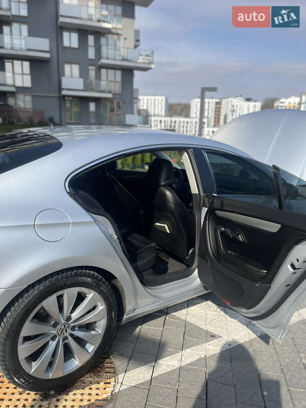Купе Volkswagen CC / Passat CC 2011 в Львове фото 24 Купе Volkswagen CC / Passat CC 2011 в Львове