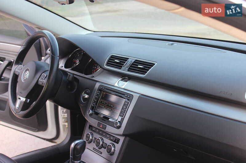 Купе Volkswagen CC / Passat CC 2014 в Дніпрі