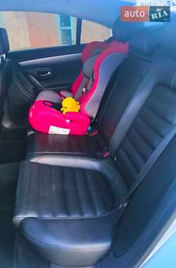 Купе Volkswagen CC / Passat CC 2013 в 