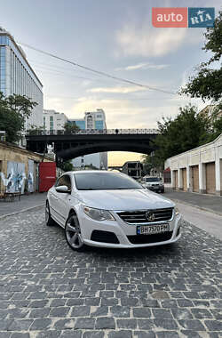 Купе Volkswagen CC / Passat CC 2010 в 