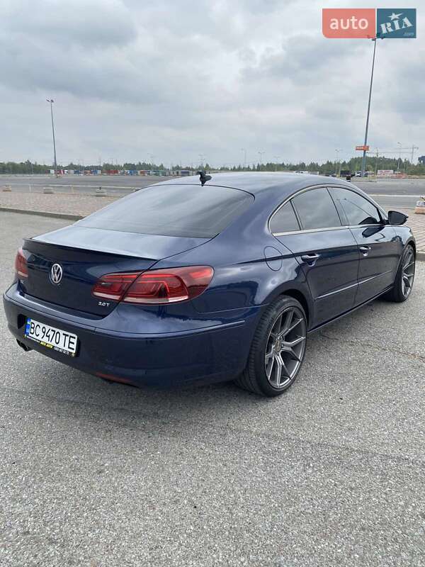 Купе Volkswagen CC / Passat CC 2014 в Львові