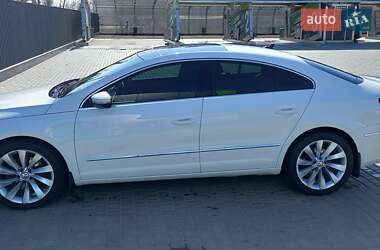 Купе Volkswagen CC / Passat CC 2014 в 