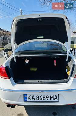 Купе Volkswagen CC / Passat CC 2013 в 