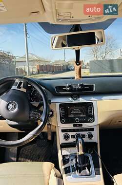 Купе Volkswagen CC / Passat CC 2013 в 