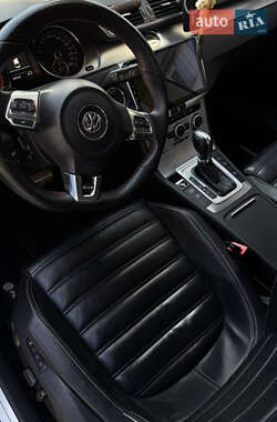 Купе Volkswagen CC / Passat CC 2013 в 