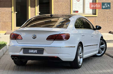 Купе Volkswagen CC / Passat CC 2013 в 