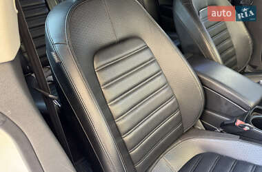Купе Volkswagen CC / Passat CC 2013 в 