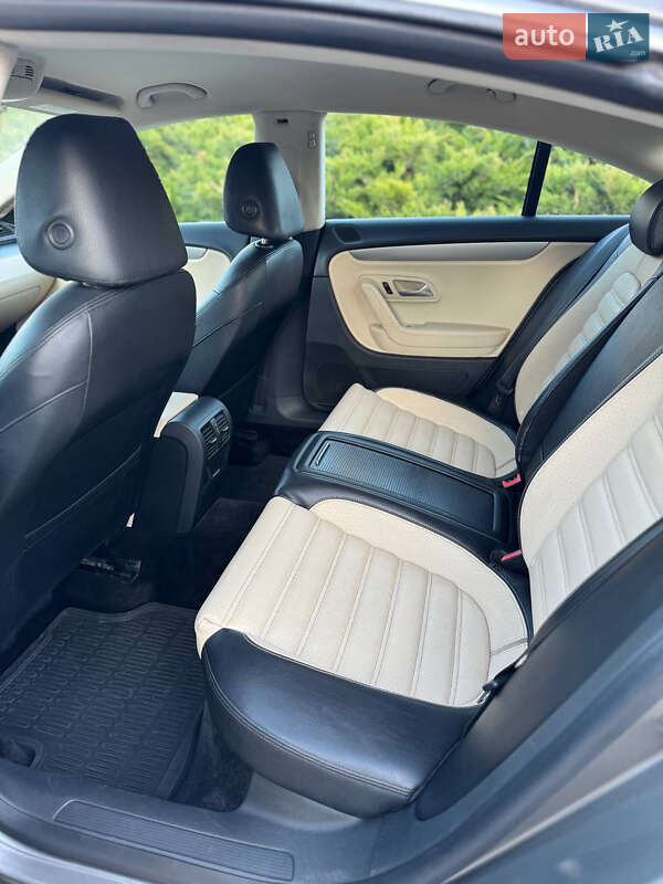 Купе Volkswagen CC / Passat CC 2010 в Днепре