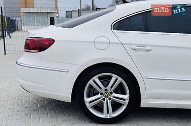 Купе Volkswagen CC / Passat CC 2013 в 