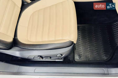 Купе Volkswagen CC / Passat CC 2013 в 